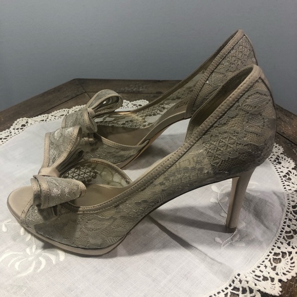 Moda Spana Lace Kitten Heel With Bows Size 8.5 - Picture 2 of 8